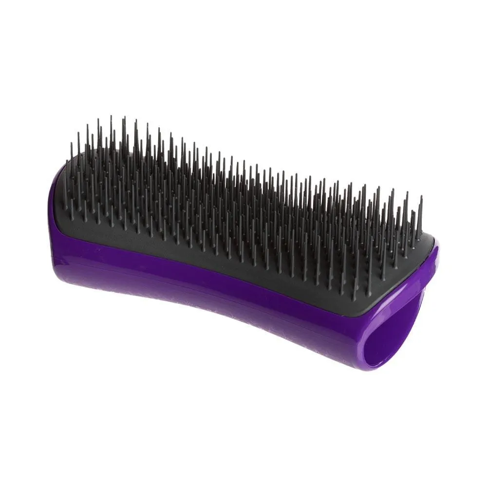 Dog deshedding brush by Pet Teezer