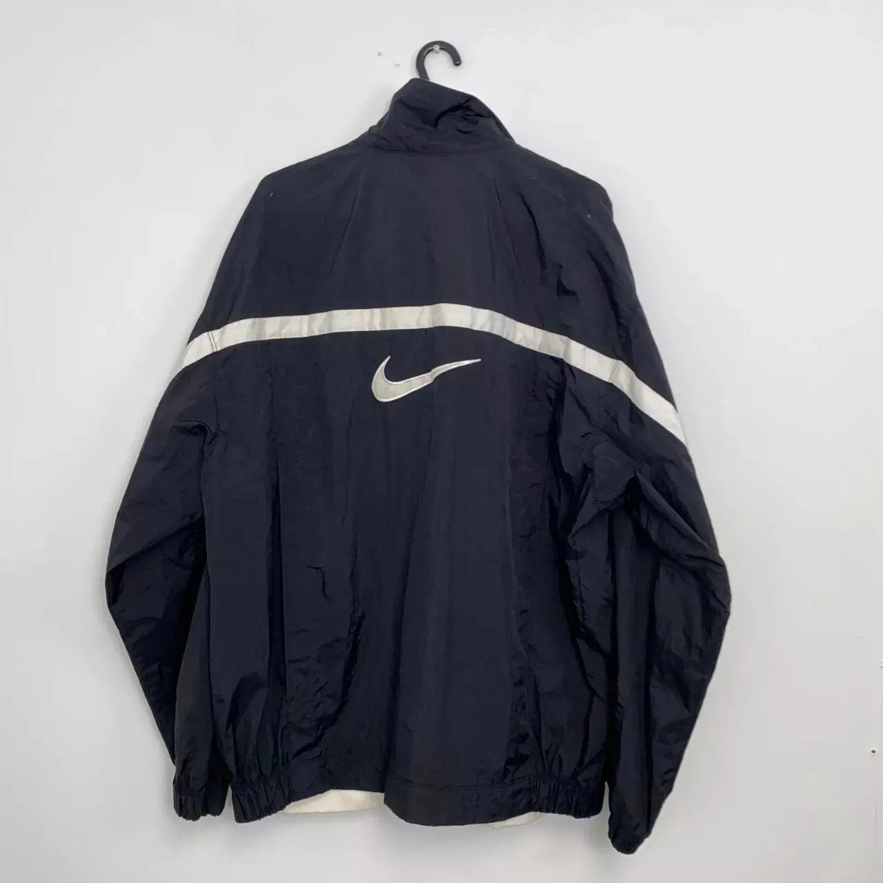 Preowned Vintage Nike Mens Full-Zip Windbreaker Jacket Size L Black White Retro Swoosh Track.