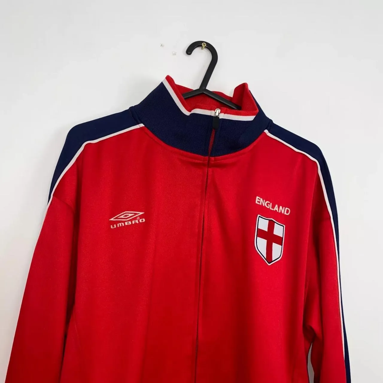 Preowned Vintage Umbro England Full-Zip Track Top Jacket Mens Size M Red GB Retro.