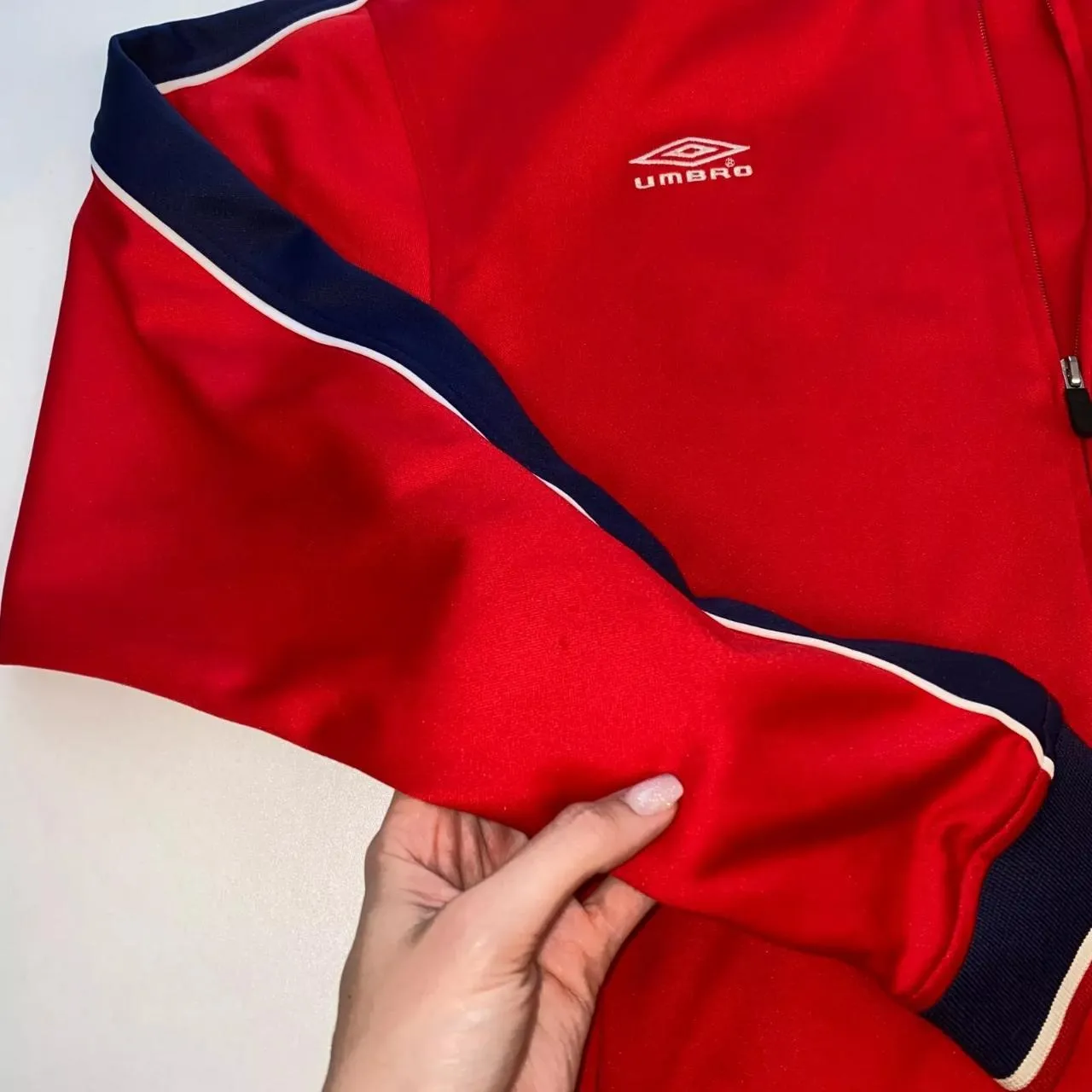 Preowned Vintage Umbro England Full-Zip Track Top Jacket Mens Size M Red GB Retro.