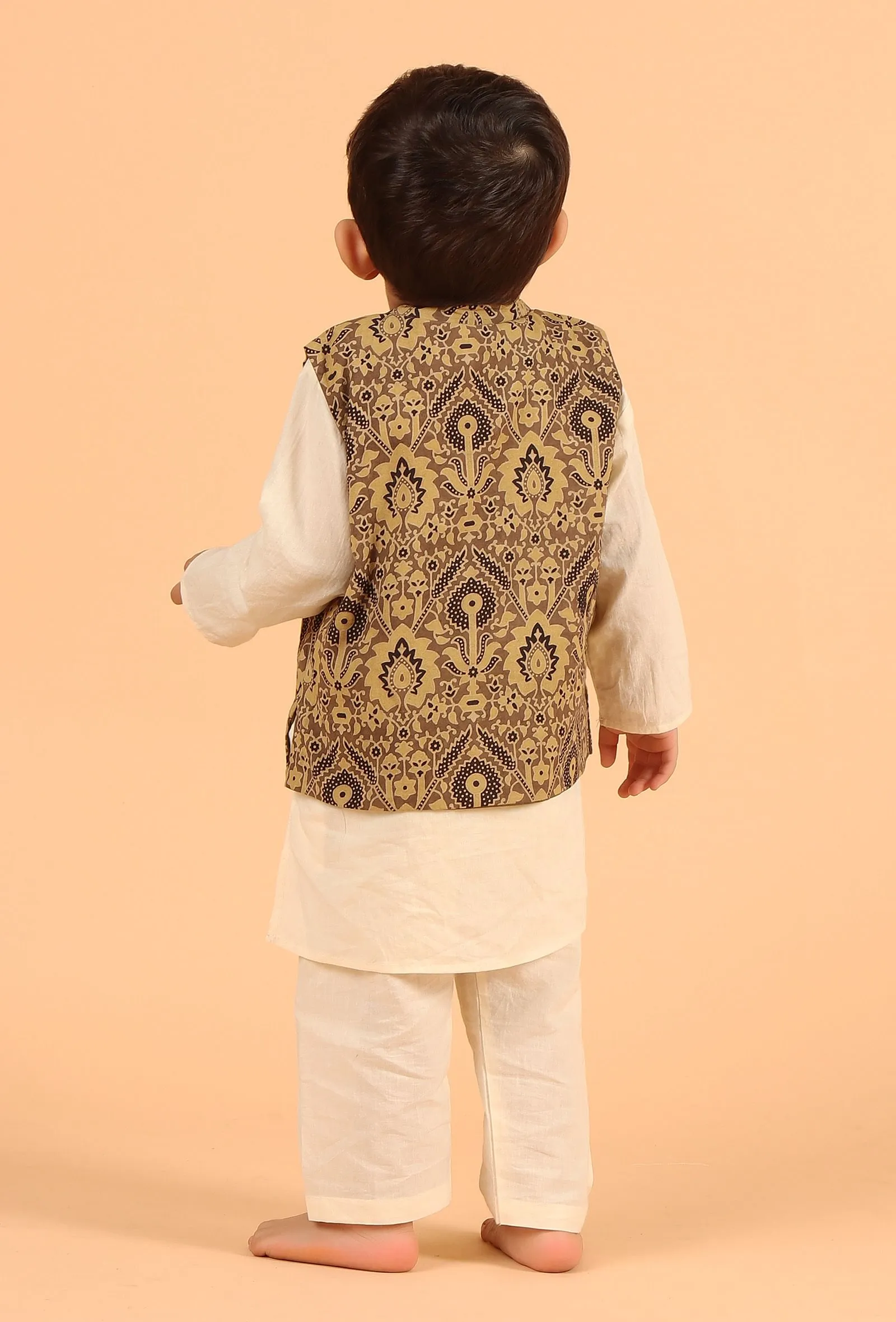 Set Of 3: Neil Off White Cotton Kurta, Pyjama & Khaki Ajrakh Print Jacket